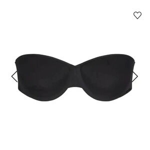SKIMS Black Strapless Bra